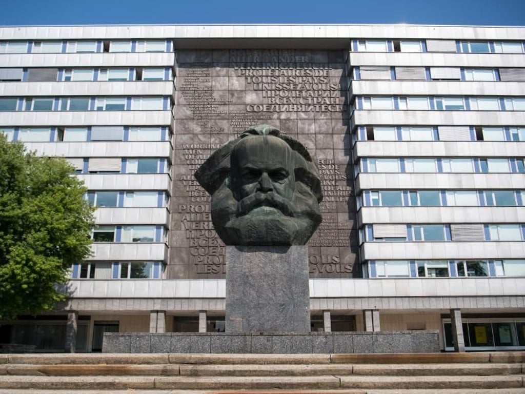 Blick auf das Karl-Marx-Denkmal in Chemnitz. Foto: Monika Skolimowska