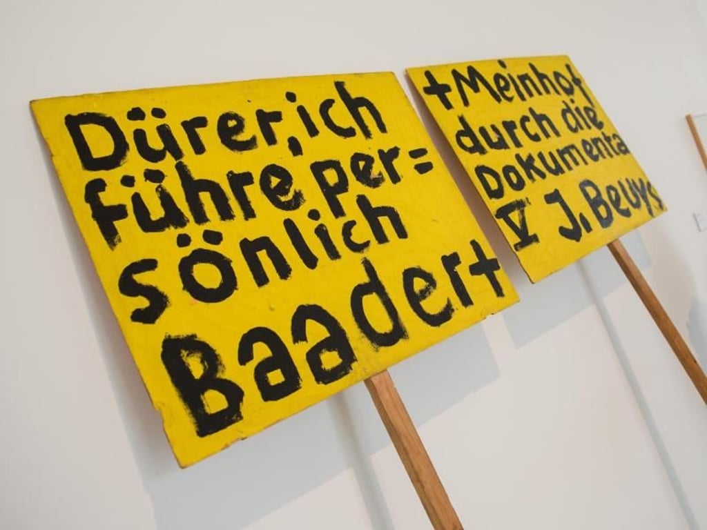 «Dürer, ich führe persönlich Baader + Meinhof durch die Dokumenta V. J. Beuys» von Joseph Beuys. Foto: Daniel Bockwoldt