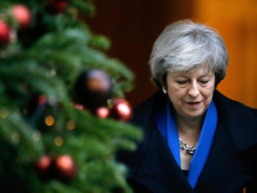 Die britische Premierministerin Theresa May hat in ihrer Weihnachtsbotschaft vor einem weiteren Auseinanderdriften der Gesellschaft gewarnt. Foto: Tim Ireland/AP