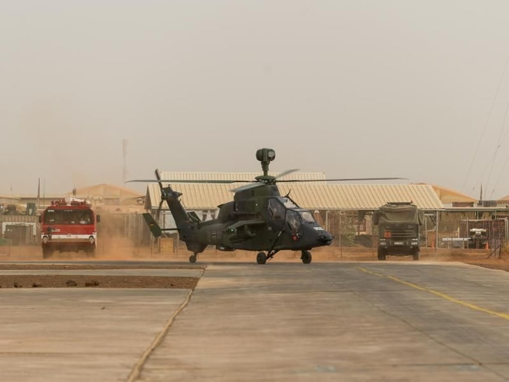 Ein Tiger-Kampfhubschrauber im Camp Castor in Gao, Mali. Foto: Markus Heine/heineimaging/