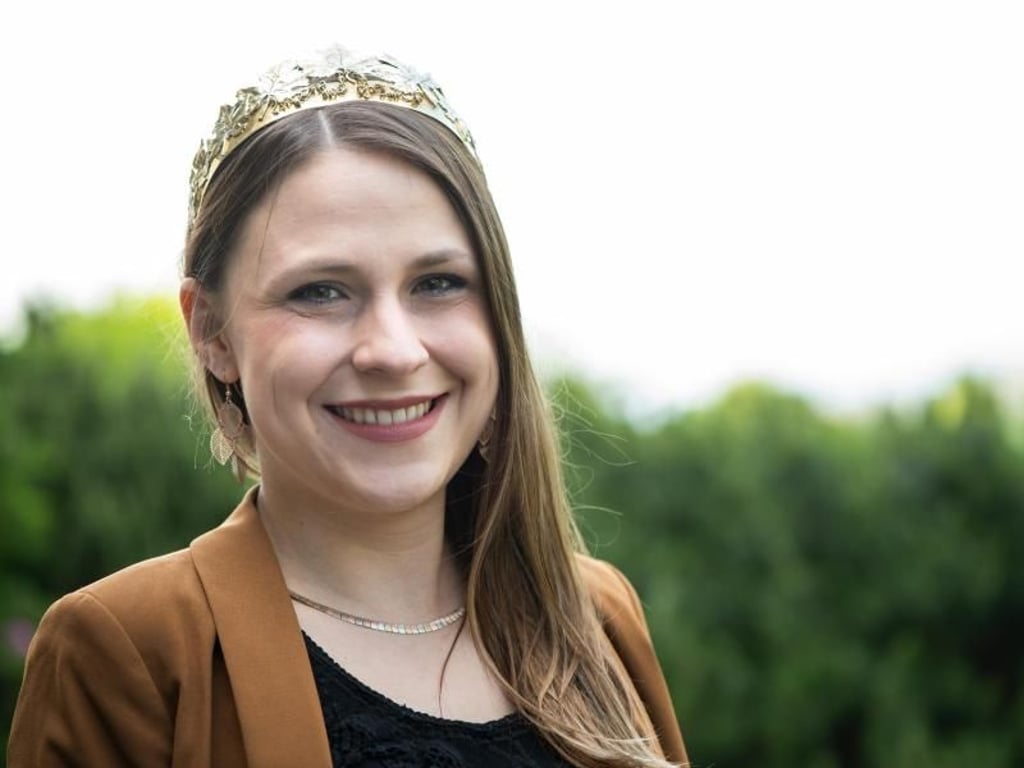 Anna Göhring ist die amtierende Weinkönigin in Rheinhessen. Foto: Franziska Gabbert