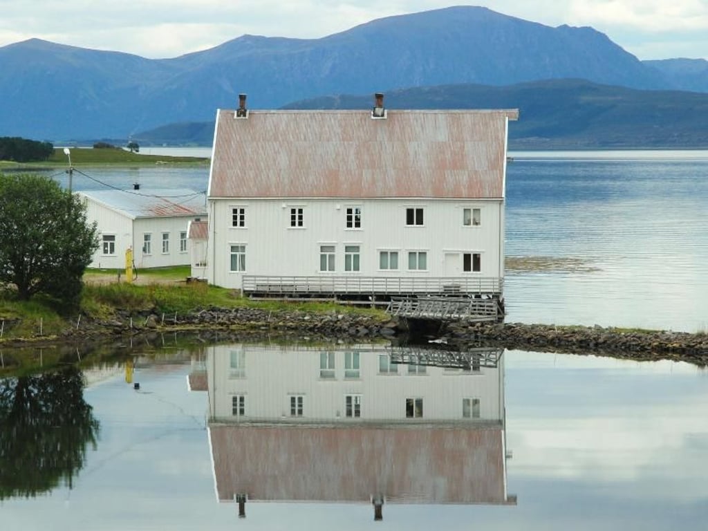 Die historische Post- und Handelsstation in Jennestad bei Sortland ist heute ein Museum. Foto: Bernd F. Meier