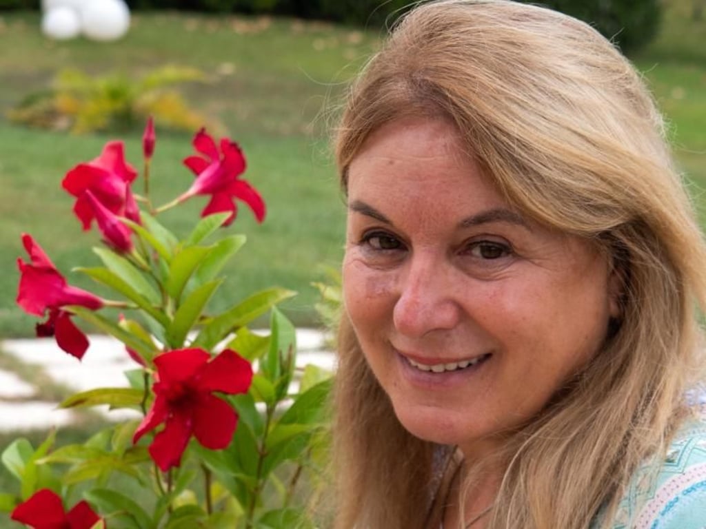 Hotelbesitzerin Evgenia Lemonopoulou führt hinter dem Strand Litochoro ein schickes Boutique-Hotel. Foto: Andreas Drouve