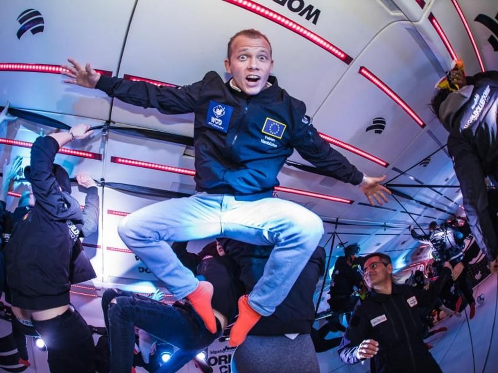 Abgehoben: Turn-Olympiasieger Fabian Hambüchen. Foto: BigCityBeats WORLD CLUB DOME