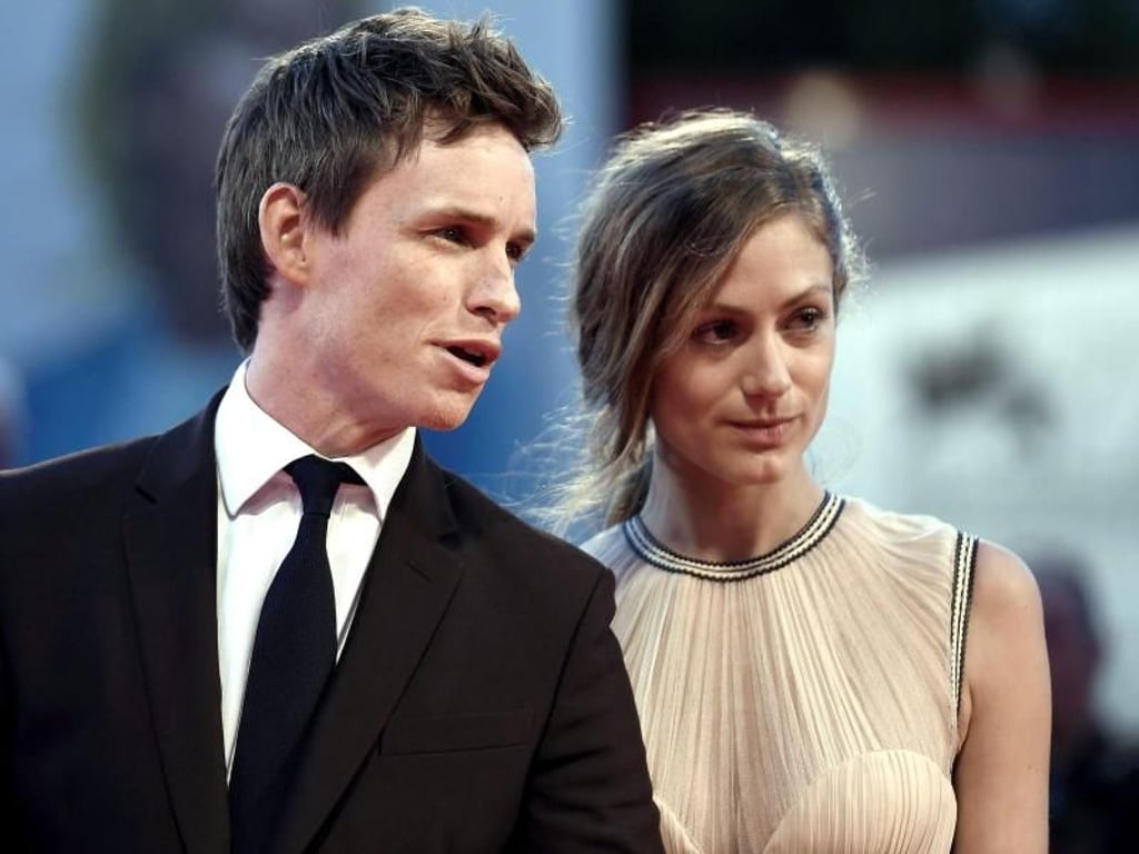 Eddie Redmayne mit Hannah Bagshawe beim Filmfest in Venedig. Foto: Ettore Ferrari