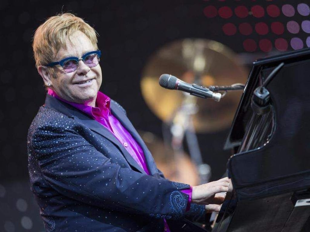 Elton John hat zu seinem Geburtstag Herzensgeschenke bekommen. Foto: Florian Schuh