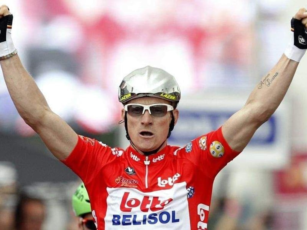 André Greipel setzte sich beim Massensprint ins Ziel der vierten Etappe durch. Foto: Bas Czerwinski