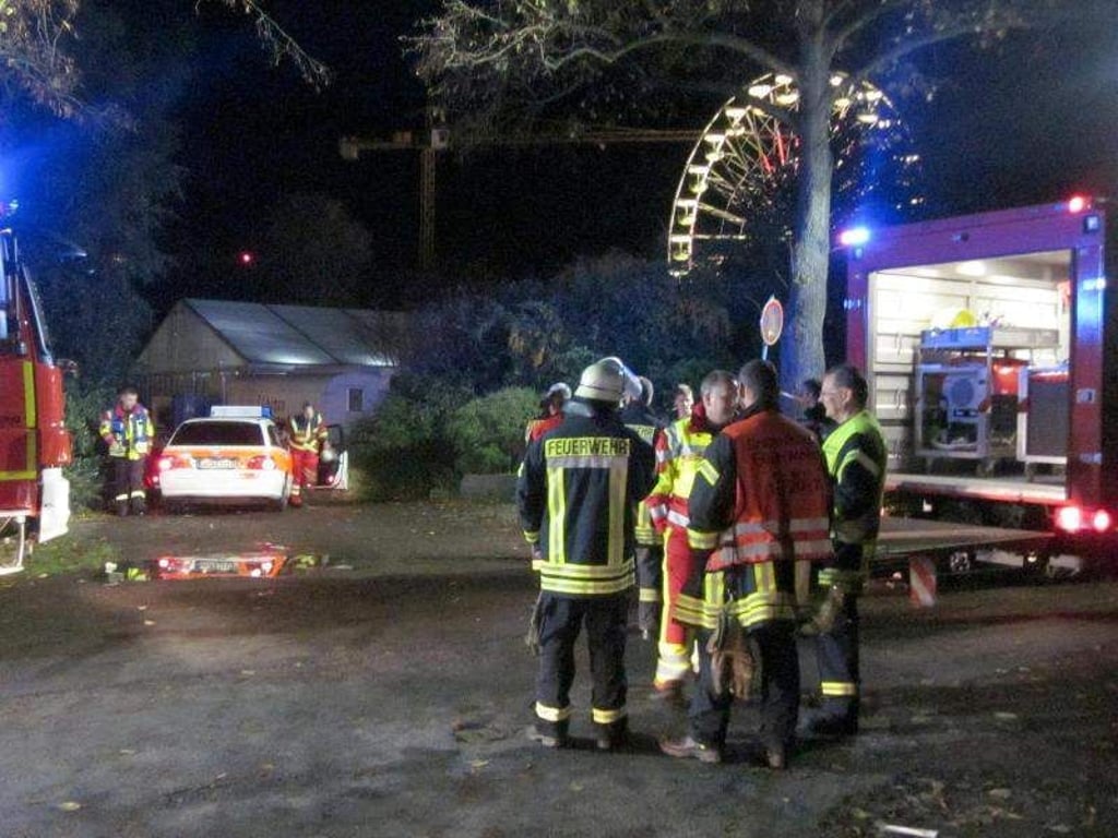 Übler Geruch und eine zerstörte Ampulle haben einen Großeinsatz der Feuerwehr bei der Kirmes ausgelöst. Foto: Freiwillige Feuerwehr Werne