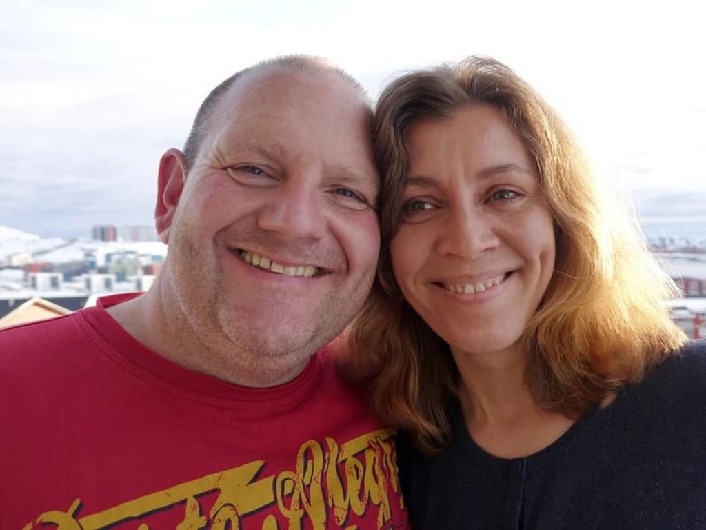 Michael Schluchtmann und seine Frau Tatiana leben seit sechs Jahren auf der Insel. Foto: Julia Wäschenbach