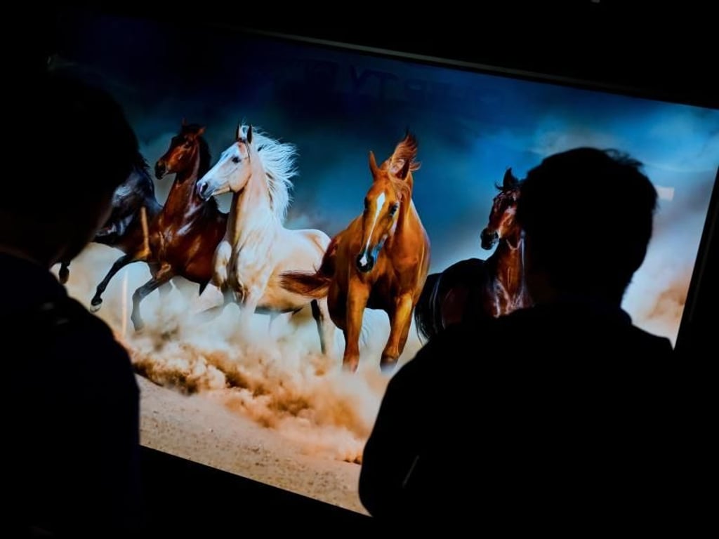 Auch LG zeigt am Messestand einen 88-Zoll-OLED-Fernseher in 8K-Auflösung. Marktreife Modelle wollen die Koreaner aber erstmal nicht herausbringen. Foto: Franziska Gabbert