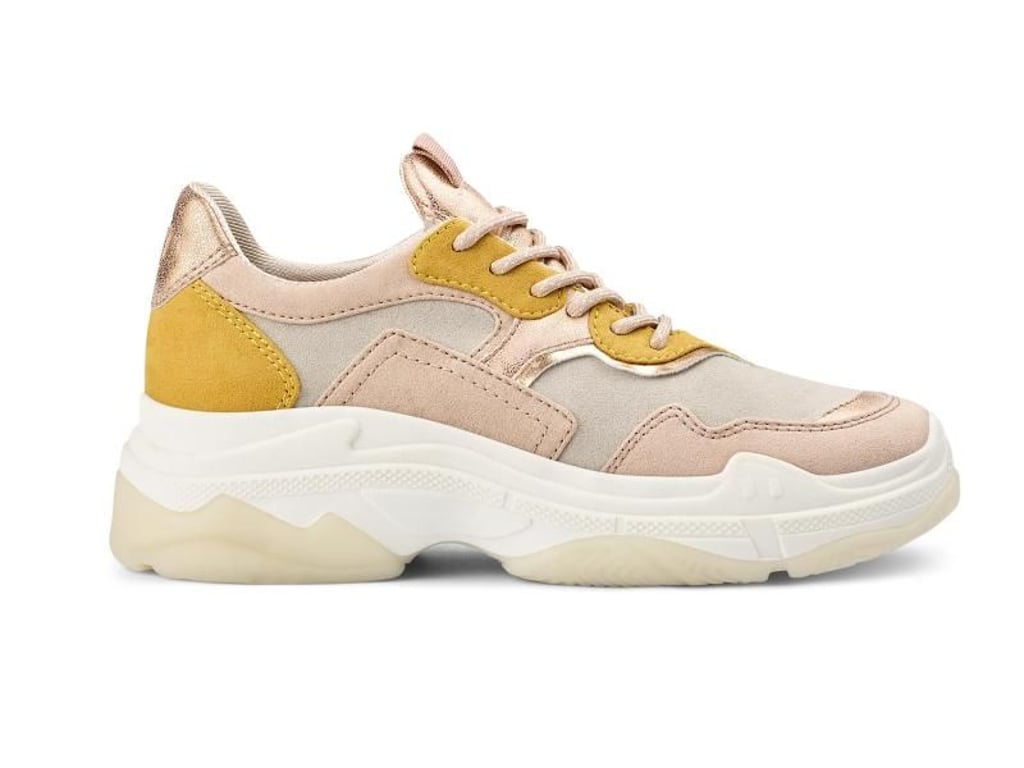 Chunky Sneakers sind im Trend. Unter diesem Begriff versteht man Schuhe, die vor allem durch dicke Sohlen mit derbem Profil auffallen - wie das Beispiel von s.Oliver (ca. 70 Euro). Foto: s.Oliver