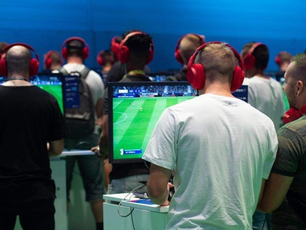 Mit der mittlerweile zehnten Ausgabe hatte die Gamescom in diesem Jahr ein Jubiläum gefeiert. Motto war «Vielfalt gewinnt», was auf den Facettenreichtum der Branche hinweisen sollte. Foto: Christophe Gateau