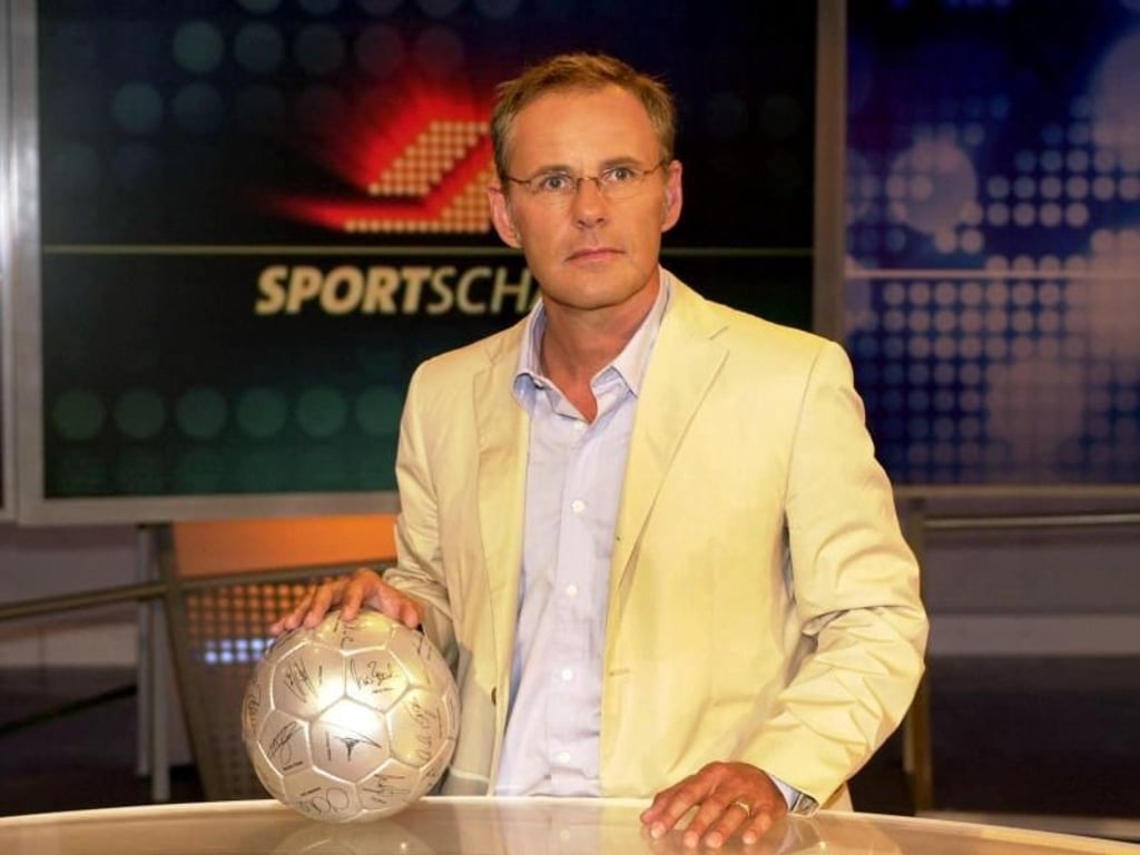 Reinhold Beckmann 2003 im Studio A des Westdeutschen Rundfunks (WDR) in Köln. Foto: Roland Scheidemann