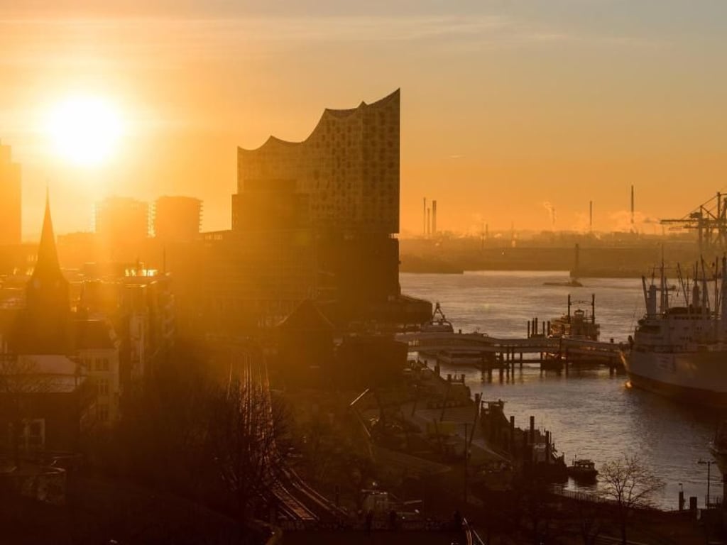 Die Elbphilharmonie in Hamburg - lange wurde um das Projekt gerungen. Foto: Daniel Bockwoldt