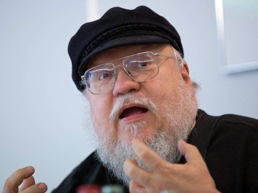 Auf seinen nächsten Roman warten unzählige Fans: Autor George R.R. Martin (Archivbild). Foto: Christian Charisius