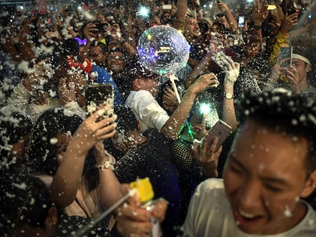 Fröhliche Silvesterstimmung in Kuala Lumpur. Foto: Zulfadhli Zulkarnain/BERNAMA