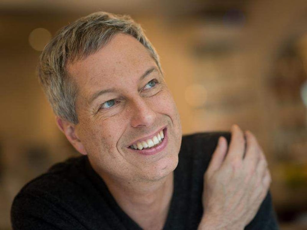 Der Comedian Thomas Hermanns fördert neue Talente. Foto: Peter Kneffel