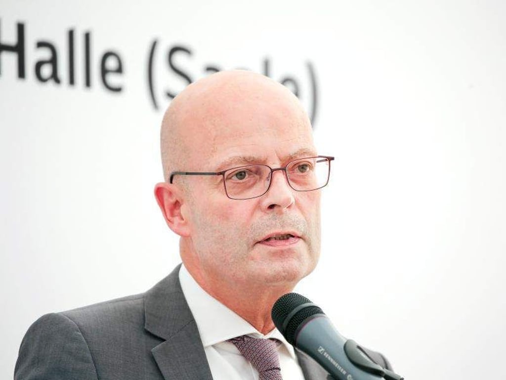 Bernd Wiegand, Oberbürgermeister (parteilos) der Stadt Halle bei einer Veranstaltung. Foto: Jan Woitas/zb/dpa