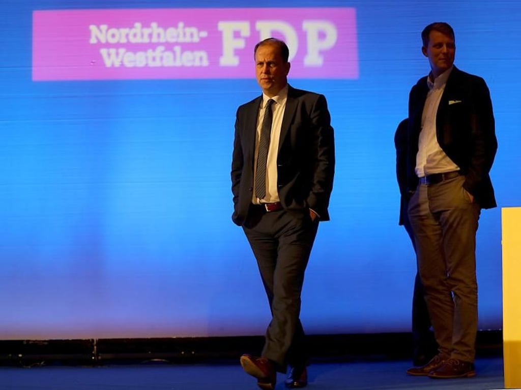 Der stellvertretende Ministerpräsident und Familienminister in NRW, Joachim Stamp kommt zum Landesparteitag. Foto: Oliver Berg