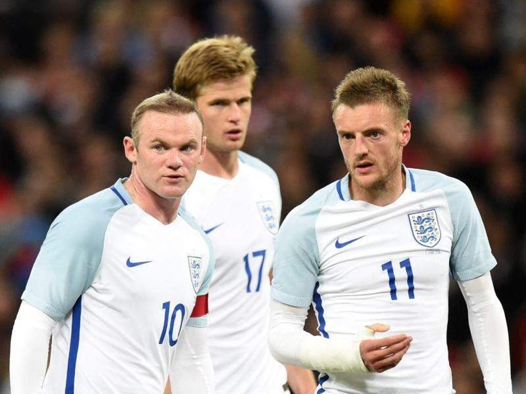 Wayne Rooney und Jamie Vardy müssen auf dem Platz zusammenfinden. Foto: Facundo Arrizabalaga