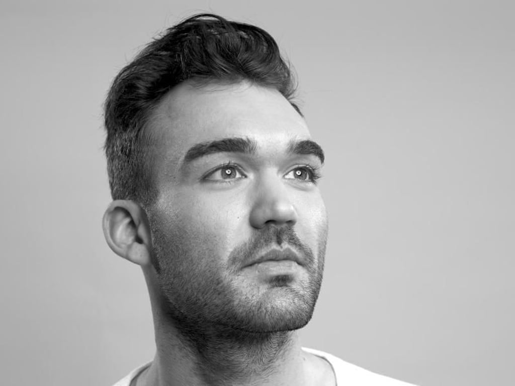 Ryk (Rick Jurthe) singt «You and I». Er hat in Hannover Populäre Musik studiert und will in London noch seinen Master in Musik machen. Außerdem arbeitet der 28-Jährige als Komponist, Sänger und Produzent. Ryk hat bereits mehrere Minialben veröffentlicht. Foto: Philip Loeper/NDR/ARD
