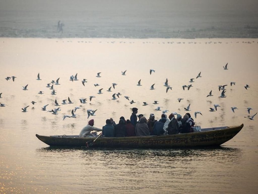 Ein Boot auf dem Fluss Ganges bei Varanasi (Indien). Foto: Roman Pilipey