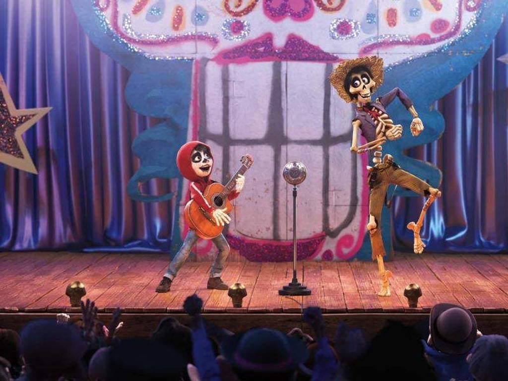 «Coco» ist eine fröhliche, farbenprächtige und spannende Geschichte voller Musik - und das kommt an. Foto: Pixar/Disney