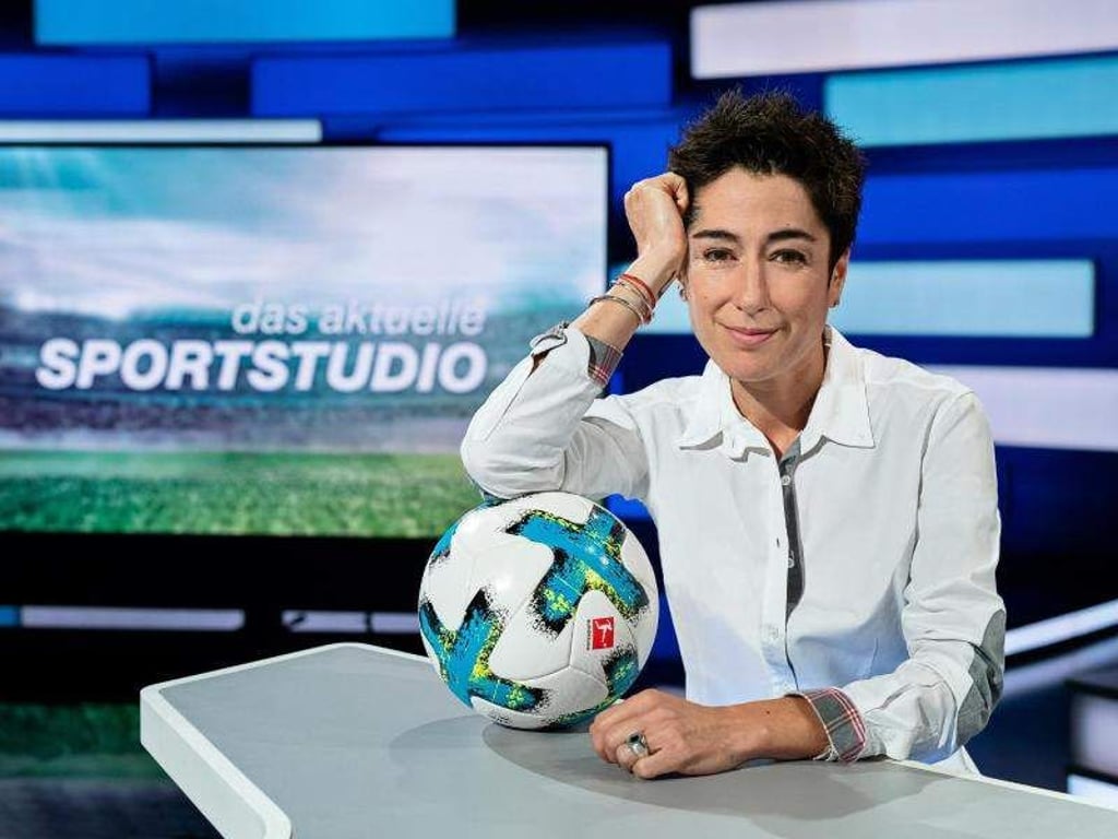 Dunja Hayali gibt ihr Sportstudio-Debüt. Foto: Jana Kay/ZDF