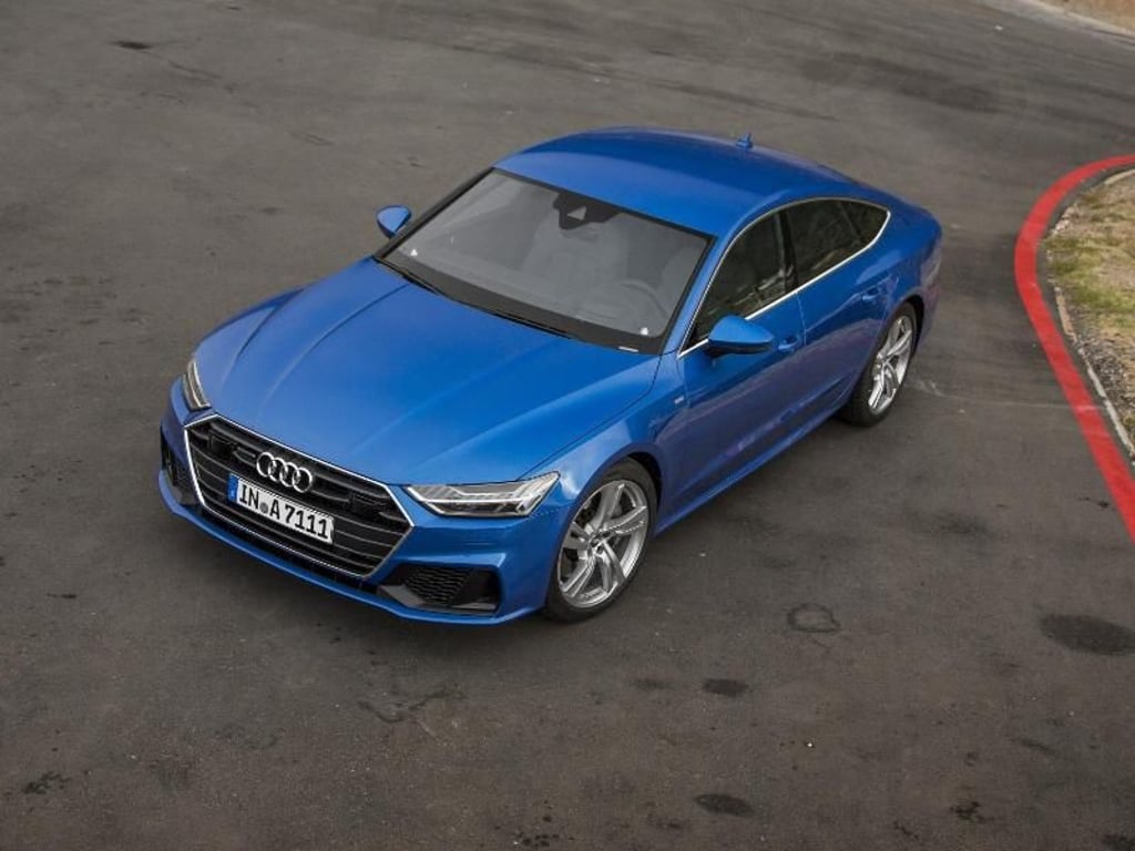 Zum Start gibt es zunächst zwei Motoren: einen V6-Benziner mit drei Litern Hubraum, 250 kW/340 PS und 500 Newtonmetern, und einen drei Liter großen V6-Diesel mit 210 kW/286 PS und 620 Newtonmetern. Foto: Audi AG