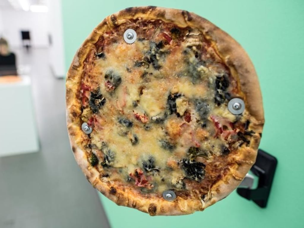 «Pizza Voyeur» von Paul Barsch aus dem Jahr 2014. Foto: Federico Gambarini