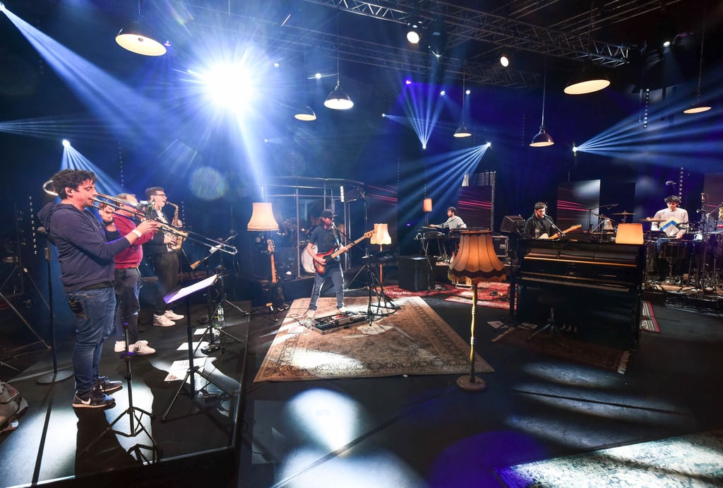 Die Band probt für den Joris Konzertstream des MDR im Hangar.