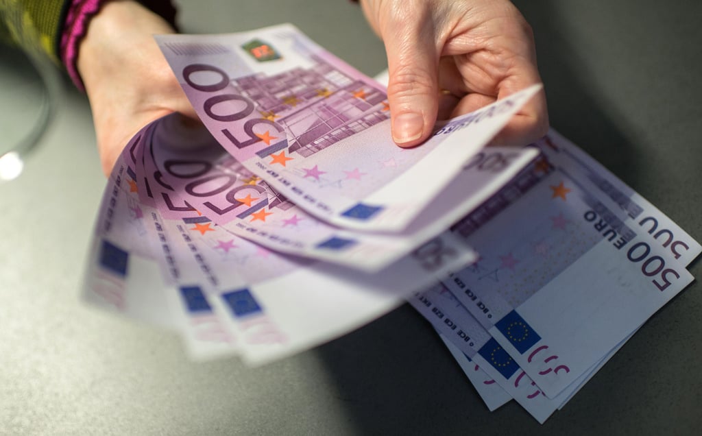 Mütter im Osten arbeiten deutlich häufiger in Vollzeit als Mütter im Westen.