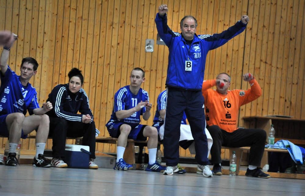 Wolfgang Spitz (2.v.r.) betreute die HSG Wolfen bis 2013.