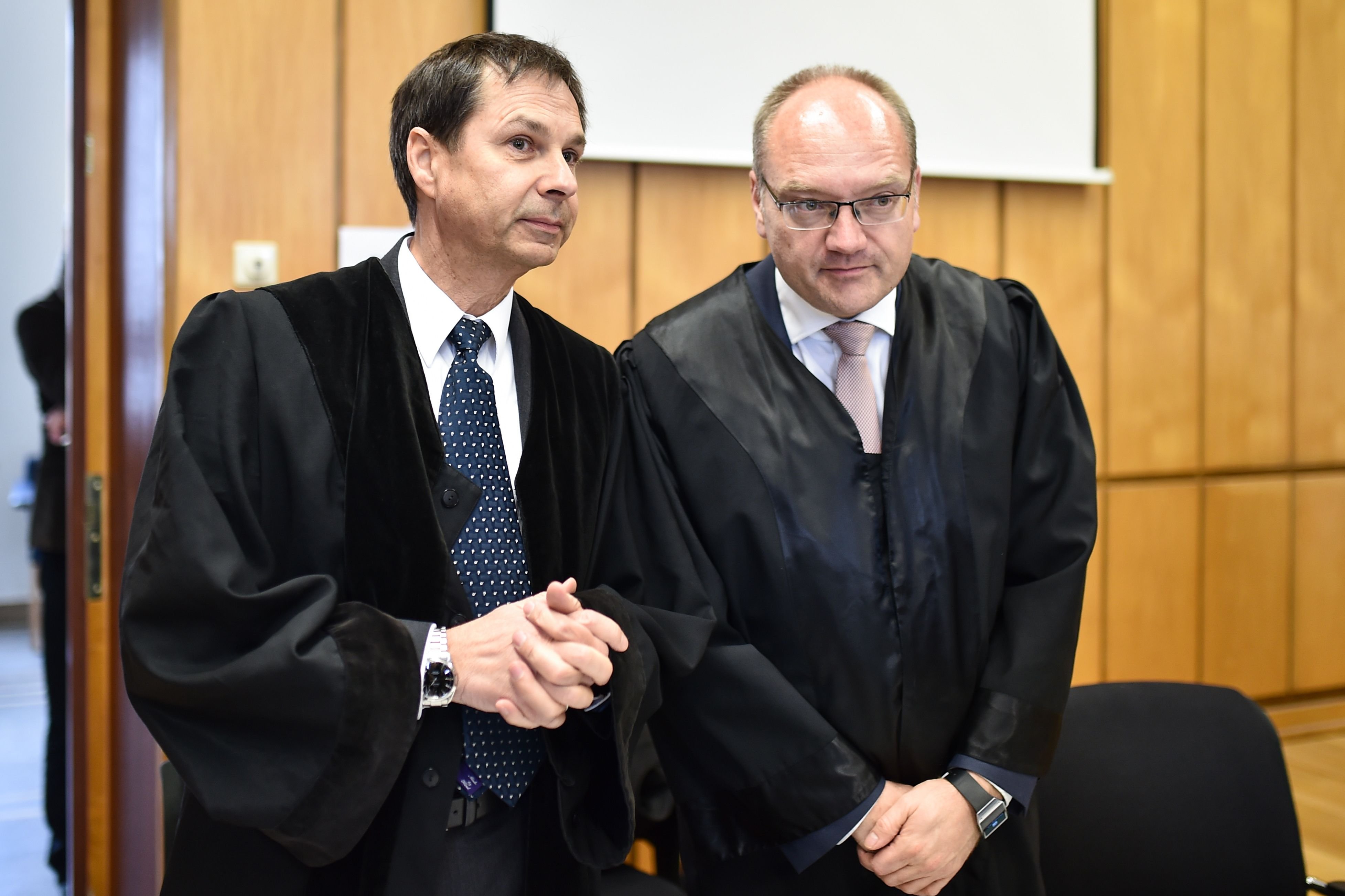 Die beiden Rechtsanwälte des Klägers, Erik Silcher (r.) und Hans Steffan (l.)