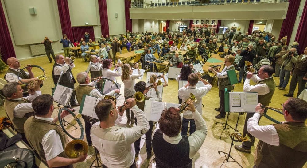 Die Jagdhornbläsergruppe „Hercynia“ gab den musikalischen Auftakt.