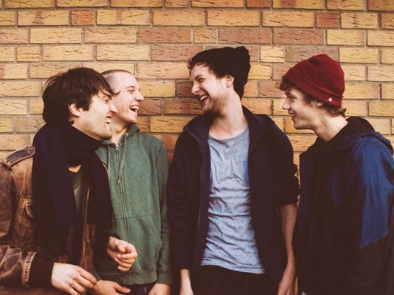 ganz brave Jungs: Christopher Annen (l-r), Malte Huck, Severin Kantereit und Henning May von AnnenMayKantereit. Foto: Fabien J. R. Raclet/Universal Music