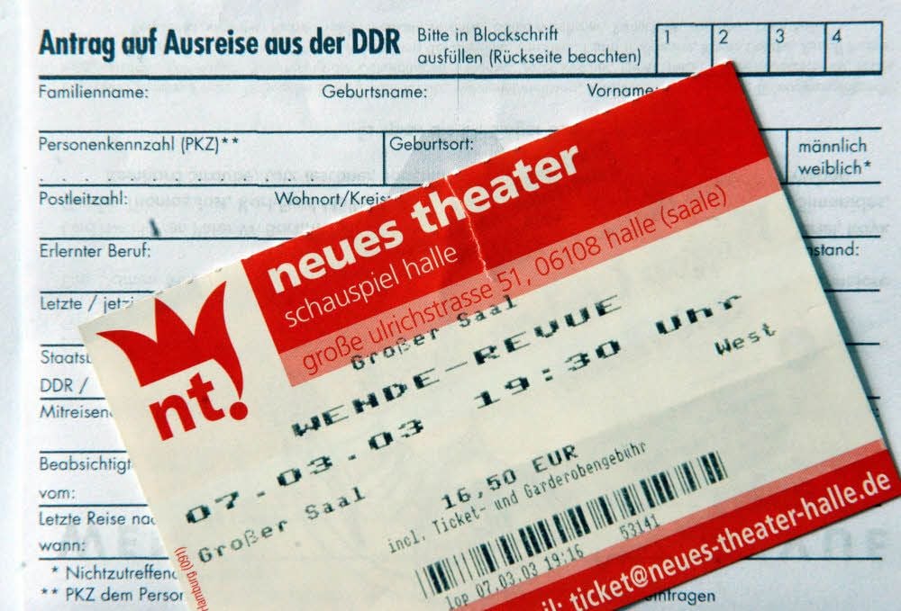 Souvenir von der Wende-Revue, gesammelt von Beate Zeising