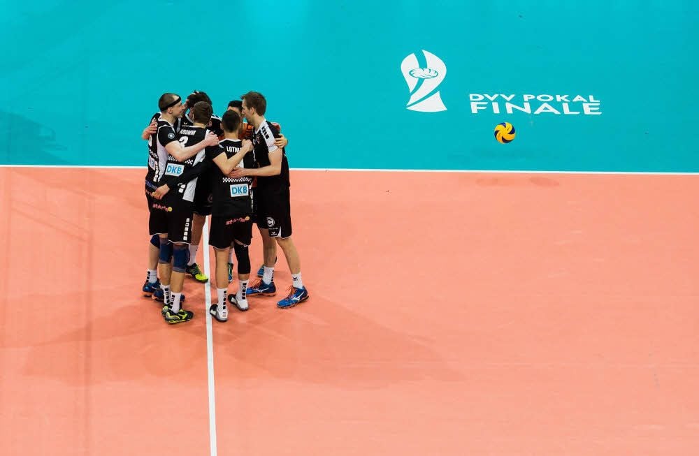 So ein Spielfeld wie hier beim Pokalfinale in Mannheim, wo die BR Volleys gewannen, benötigt auch der CVM.