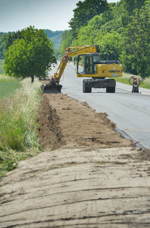 Letzte Arbeiten am Bankett