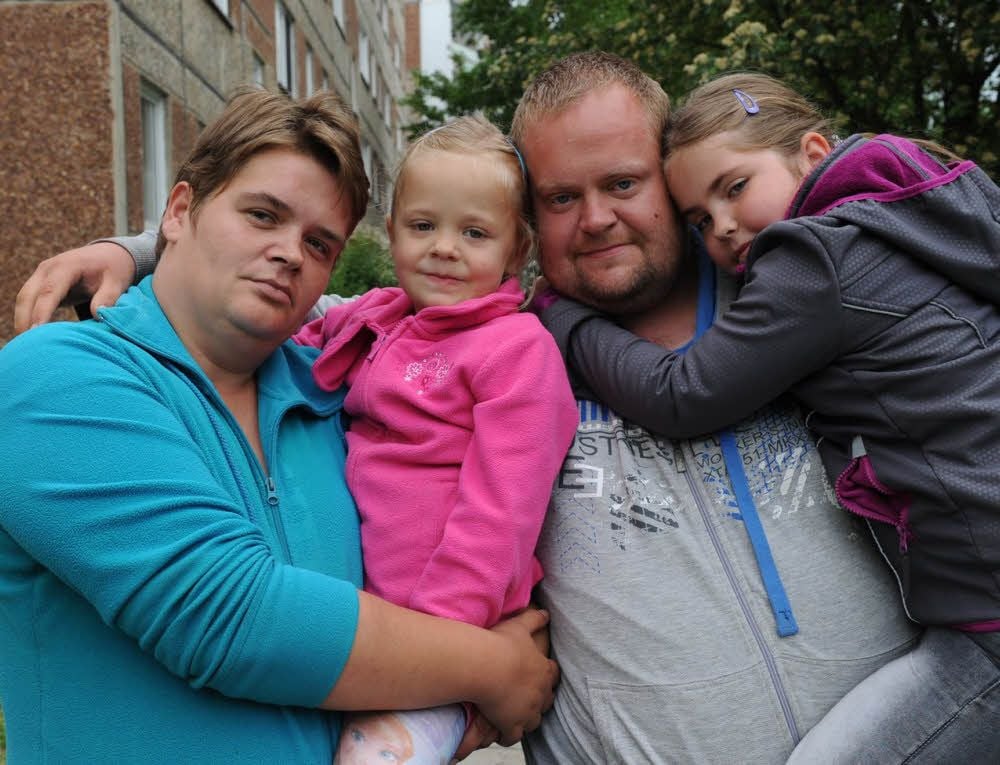 Familie Jung aus Eisleben (von links): Babett, Pauline (4), Tobias und Emely (7).