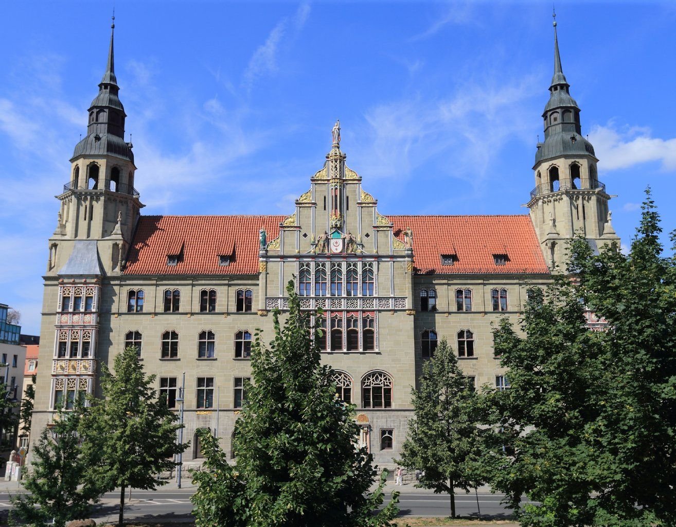 Das Gebäude des Landgerichts am Hansering in Halle (Saale)