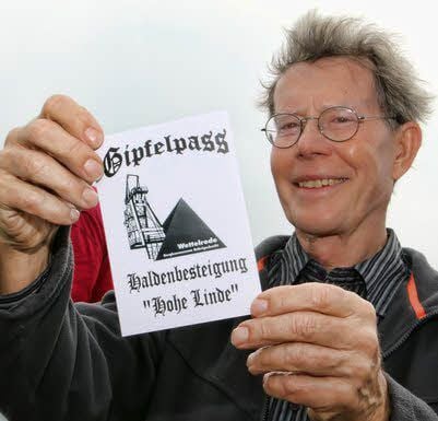 Tausend Haldenkletterer haben sich am Wochenende auf den Weg gemacht, um den Hang der Sangerhäuser Schachthalde zu erklimmen.