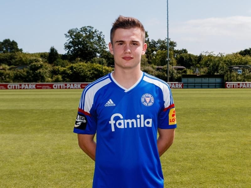 Fabian Arndt im Trikot von Holstein Kiel. Foto: Markus Scholz/Archiv