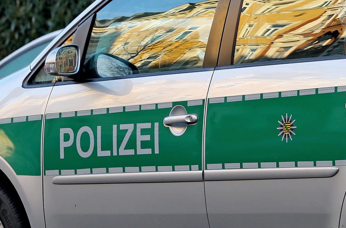 Ein Fahrzeug der Polizei in Leipzig.