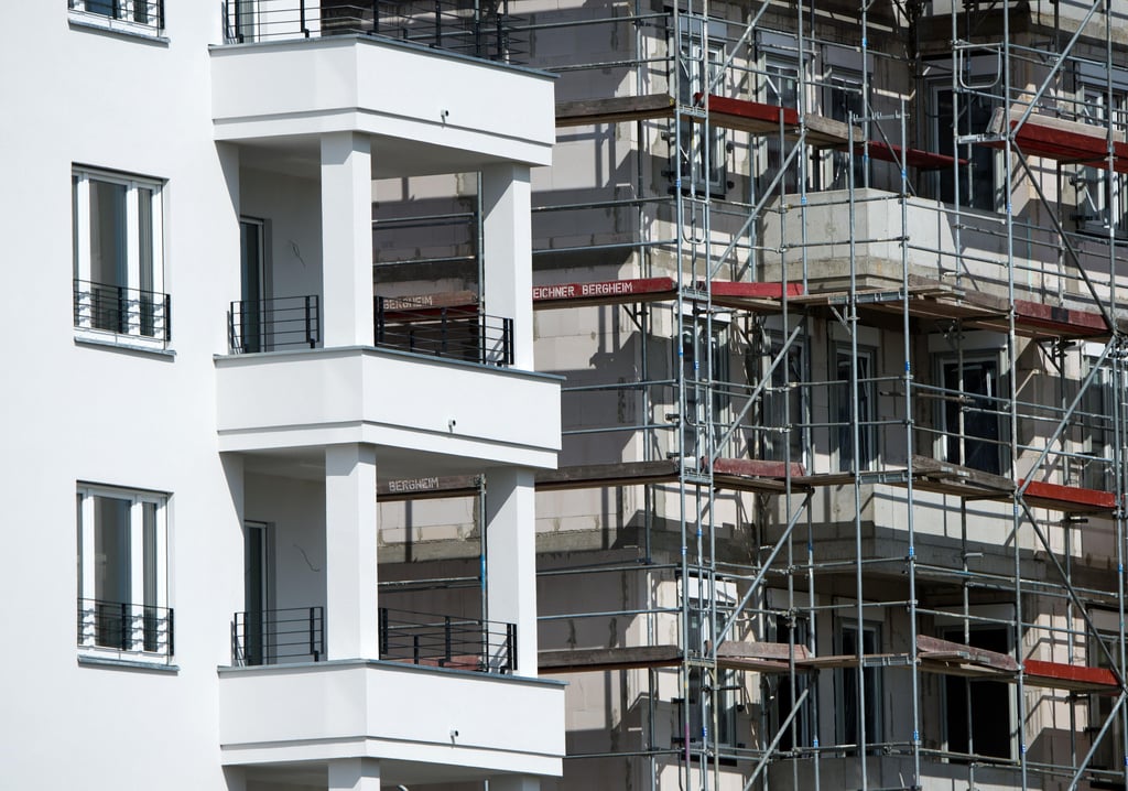 Der Wunsch der Deutschen nach einem Eigenheim ist weiterhin groß, sei es Haus oder Eigentumswohnung.