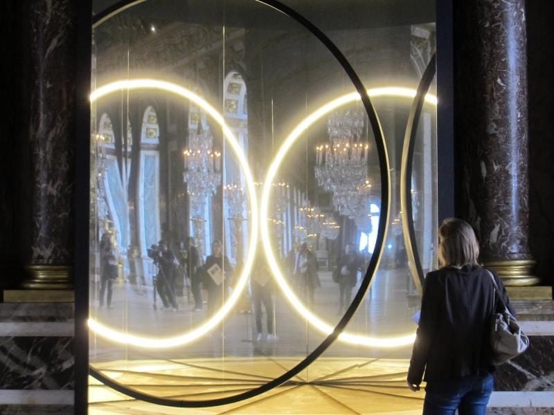Die Installation «Your sense of unity» von Olafur Eliasson am Ende des Spiegelsaals. Foto: Sabine Glaubitz