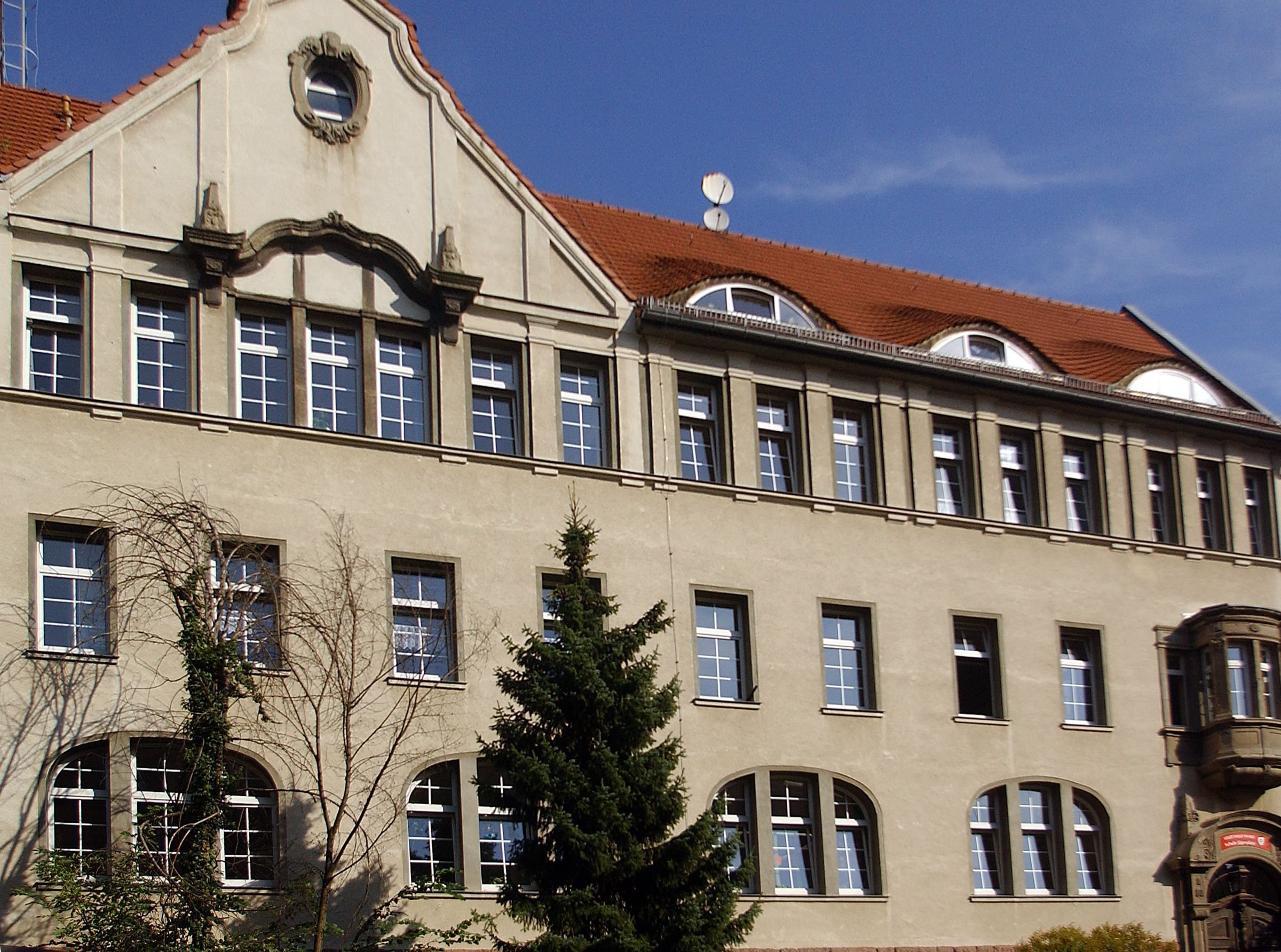 Das Gebäude der ehemaligen Förderschule am Jägerplatz in Halle wird verkauft.