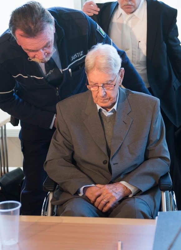 Der Angeklagte Reinhold Hanning in Detmold