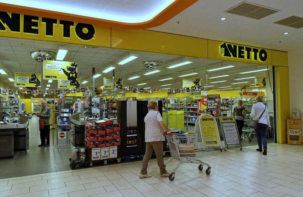 Der schwarze Netto im Erdgeschoss des Dessau-Centers schließt am 18. Juni.