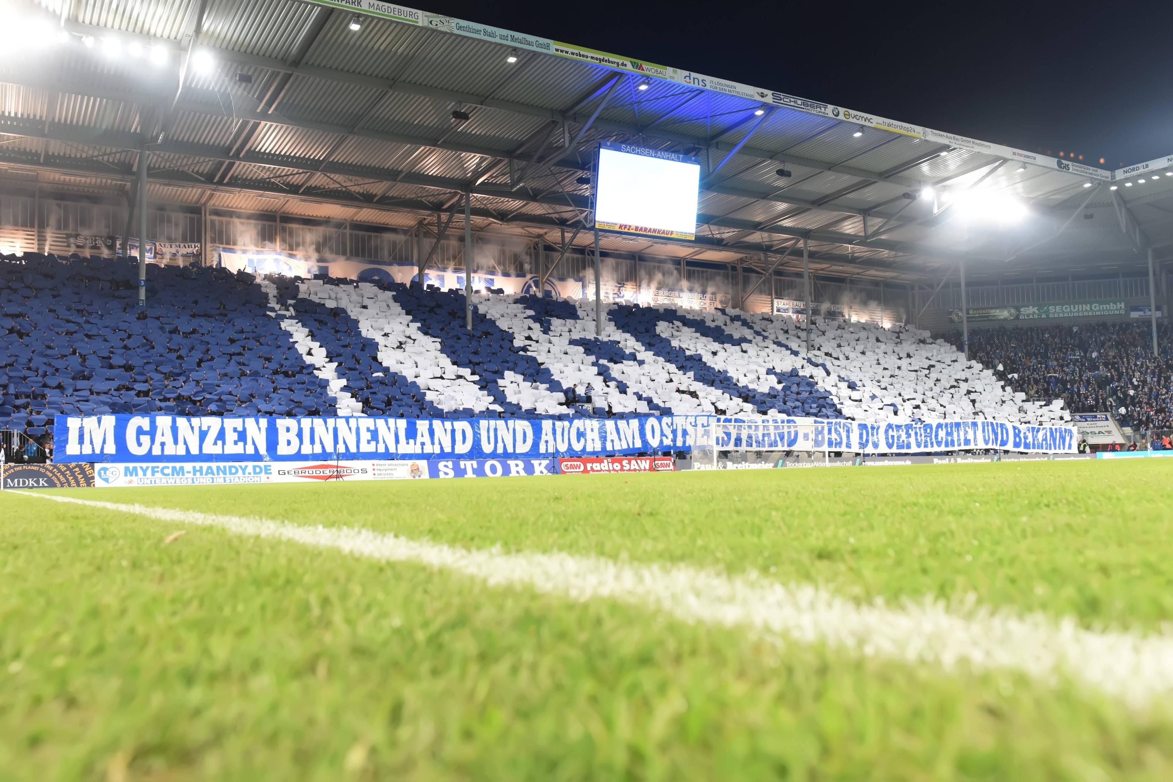 Choreografie der Fans in der MDCC-Arena.